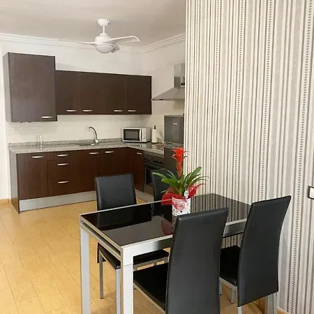 Moon House Apartament *